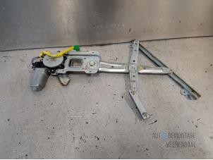 Gebruikte Ruitmechaniek 4Deurs links-achter Subaru Legacy (BE) 2.0 16V Prijs € 20,00 Margeregeling aangeboden door Autodeleninkleur