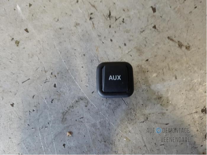 AUX/USB aansluiting Seat Altea