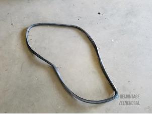 Gebruikte Deurrubber 4Deurs rechts-voor Seat Altea (5P1) 1.6 Prijs € 10,00 Margeregeling aangeboden door Autodeleninkleur