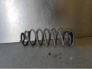 Gebruikte Torsieveer achter Seat Altea (5P1) 1.6 Prijs € 10,00 Margeregeling aangeboden door Autodeleninkleur