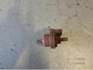 Gebruikte Vacuum ventiel Peugeot 206 (2A/C/H/J/S) 1.1 XN,XR Prijs € 20,00 Margeregeling aangeboden door Autodemontage Veenendaal BV