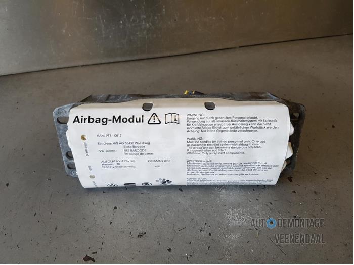 Airbag rechts (Dashboard) van een Skoda Octavia (1Z3) 2.0 FSI 16V 2008
