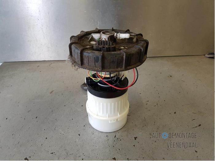Gebruikte Tank element Pomp Ford Focus 2 1.6 16V Prijs € 20,00 Margeregeling aangeboden door Autodeleninkleur