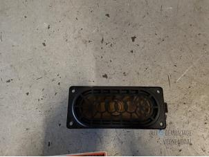 Gebruikte Luidspreker Audi A3 Sportback Quattro (8PA) 2.0 T FSI 16V Prijs € 11,00 Margeregeling aangeboden door Autodeleninkleur