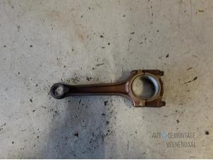 Gebruikte Drijfstang Seat Altea (5P1) 1.6 Prijs € 20,00 Margeregeling aangeboden door Autodeleninkleur