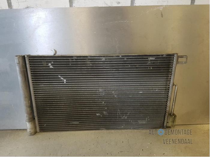 Gebruikte Airco Condensor Opel Corsa D 1.2 16V Prijs € 25,00 Margeregeling aangeboden door Autodeleninkleur