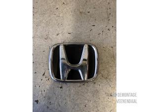 Gebruikte Embleem Honda Civic (FK/FN) 1.8i VTEC 16V Prijs € 26,25 Margeregeling aangeboden door Autodemontage Veenendaal BV
