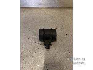 Gebruikte Luchtmassameter Opel Insignia 1.8 16V Ecotec Prijs € 19,00 Margeregeling aangeboden door Autodeleninkleur