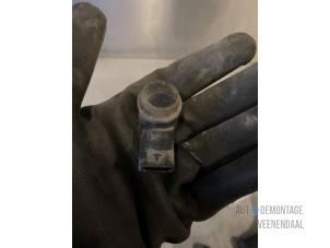 Gebruikte Parkeersensor Renault Trafic New (FL) 2.0 dCi 16V 115 Prijs € 16,50 Margeregeling aangeboden door Autodeleninkleur