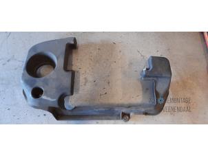 Gebruikte Afdekplaat motor Toyota Yaris (P1) 1.3 16V VVT-i Prijs € 15,00 Margeregeling aangeboden door Autodeleninkleur