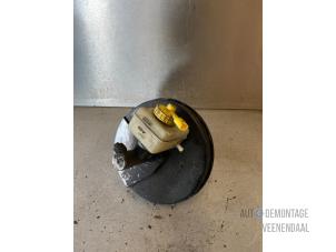 Gebruikte Hoofdremcilinder Volkswagen Golf IV (1J1) 1.6 Prijs € 40,00 Margeregeling aangeboden door Autodeleninkleur