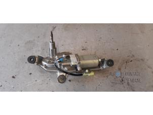 Gebruikte Ruitenwissermotor achter Mazda 6 Sportbreak (GY19/89) 2.0i 16V Prijs € 20,00 Margeregeling aangeboden door Autodeleninkleur