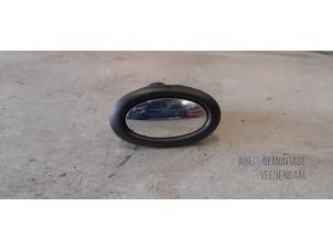 Gebruikte Dashboard klep Mini Mini (R56) 1.6 16V Cooper Prijs € 10,00 Margeregeling aangeboden door Autodeleninkleur