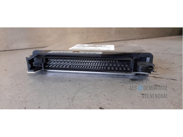 Esp computer van een Volkswagen Passat Variant (3B6) 2.3 V5 20V 2001