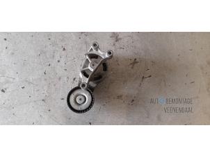 Gebruikte Spanrol Multiriem Audi A3 Sportback Quattro (8PA) 2.0 T FSI 16V Prijs € 20,00 Margeregeling aangeboden door Autodeleninkleur