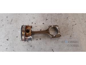 Gebruikte Zuiger Audi A3 Sportback Quattro (8PA) 2.0 T FSI 16V Prijs € 50,00 Margeregeling aangeboden door Autodeleninkleur