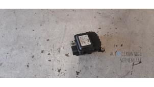 Gebruikte Kachelklep Motor Audi A6 Avant Quattro (C5) 2.4 V6 30V Prijs € 14,00 Margeregeling aangeboden door Autodeleninkleur