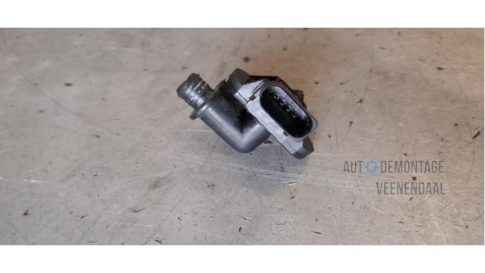 Map Sensor (inlaatspruitstuk) van een Audi A6 Avant Quattro (C5) 2.4 V6 30V 2002