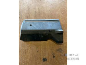 Gebruikte Afdekplaat motor Audi A6 Avant Quattro (C5) 2.4 V6 30V Prijs € 10,00 Margeregeling aangeboden door Autodeleninkleur