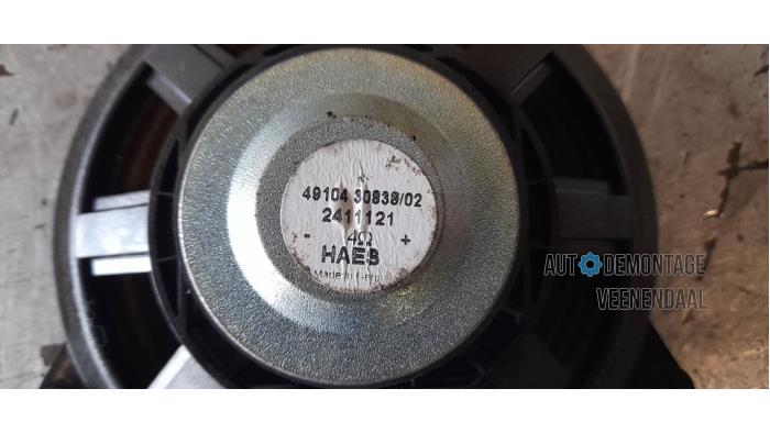 Speaker van een BMW 3 serie Compact (E46/5) 316ti 16V 2002