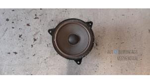 Gebruikte Speaker BMW 3 serie Compact (E46/5) 316ti 16V Prijs € 5,00 Margeregeling aangeboden door Autodemontage Veenendaal BV