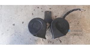 Gebruikte Claxon Saab 9-3 I (YS3D) 2.0t 16V Ecopower Prijs € 9,90 Margeregeling aangeboden door Autodeleninkleur