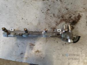 Gebruikte Injector brug Volkswagen Golf IV (1J1) 1.4 16V Prijs € 15,00 Margeregeling aangeboden door Autodeleninkleur