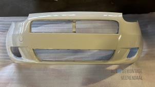 Nieuwe Voorbumper Fiat Grande Punto 1.4 T-Jet 16V Prijs € 266,20 Inclusief btw aangeboden door Autodeleninkleur