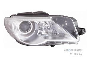 Nieuwe Koplamp rechts Volkswagen Passat CC (357) 1.4 TSI 16V MultiFuel Prijs € 242,00 Inclusief btw aangeboden door Autodeleninkleur