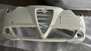 Nieuwe Voorbumper Alfa Romeo MiTo (955) 0.9 TwinAir Prijs € 314,60 Inclusief btw aangeboden door Autodeleninkleur