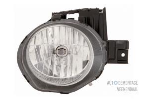 Nieuwe Koplamp rechts Nissan Juke (F15) 1.6 16V Prijs € 121,00 Inclusief btw aangeboden door Autodeleninkleur