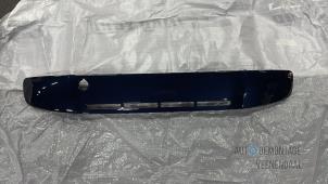 Gebruikte Voorbumper Volkswagen Up! (121) 1.0 12V 60 Prijs € 132,00 Margeregeling aangeboden door Autodeleninkleur