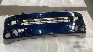 Nieuwe Voorbumper Volkswagen Transporter T5 2.0 TDI BlueMotion Prijs € 392,65 Inclusief btw aangeboden door Autodeleninkleur