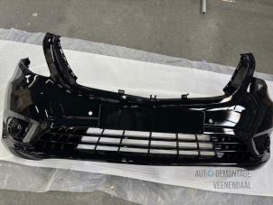 Nieuwe Bumper voor Mercedes Vito (447.6) Prijs € 452,54 Inclusief btw aangeboden door Autodeleninkleur