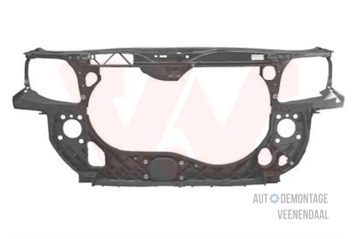 Nieuwe Voorfront Audi A4 (B7) Prijs € 199,65 Inclusief btw aangeboden door Autodeleninkleur