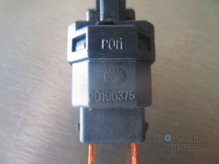 Brake light switch - 2f5f4053-df8f-40c1-bc50-92a2a8f2ee12.jpg