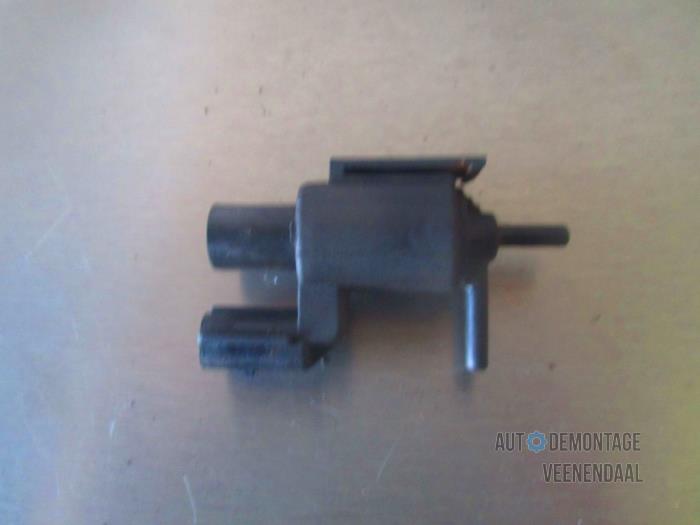 Vacuum valve - 2633fca8-eeaf-40c9-86af-6f5ed3a0cf24.jpg