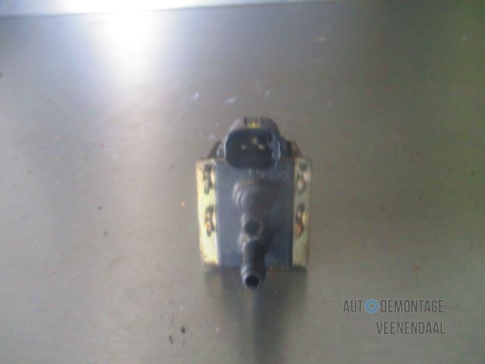 Vacuum valve - a76dc5bc-ef50-4189-95d3-31b24b5b05b5.jpg