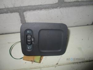 Gebruikte Schakelaar (diversen) Renault Clio II (BB/CB) 1.4 16V Si Prijs € 16,50 Margeregeling aangeboden door Autodeleninkleur