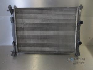 Gebruikte Radiateur Renault Megane II Grandtour (KM) 1.5 dCi 85 Prijs € 26,40 Margeregeling aangeboden door Autodeleninkleur