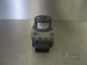Gebruikte ABS Pomp Ford Focus 1 Wagon 1.6 16V Prijs € 19,80 Margeregeling aangeboden door Autodeleninkleur