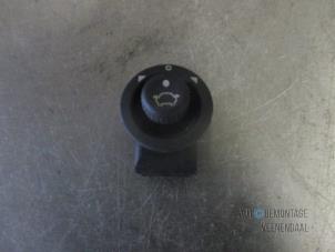 Gebruikte Schakelaar Spiegel Ford Focus 1 Wagon 1.8 16V Prijs € 6,60 Margeregeling aangeboden door Autodeleninkleur