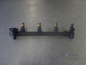 Gebruikte Injector brug Renault Laguna II Grandtour (KG) 1.6 16V Prijs € 31,90 Margeregeling aangeboden door Autodeleninkleur