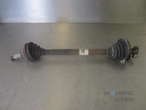 Gebruikte Steekas links-voor Renault Laguna I Grandtour (K56) 1.6 16V Prijs € 19,80 Margeregeling aangeboden door Autodeleninkleur