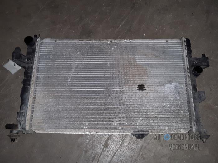 Gebruikte Radiateur Opel Combo (Corsa C) 1.7 DTI 16V Prijs € 33,00 Margeregeling aangeboden door Autodeleninkleur