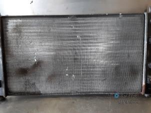 Gebruikte Radiateur Chrysler Sebring (JR) 2.7 V6 24V Prijs € 44,00 Margeregeling aangeboden door Autodeleninkleur