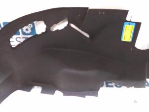 Gebruikte Kofferbakbekleding links Opel Tigra Twin Top 1.8 16V Prijs € 30,00 Margeregeling aangeboden door Autodemontagebedrijf R. Poeste B.V.