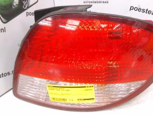 Gebruikte Achterlicht rechts Hyundai Coupe 2.0i 16V Prijs € 35,00 Margeregeling aangeboden door Autodemontagebedrijf R. Poeste B.V.