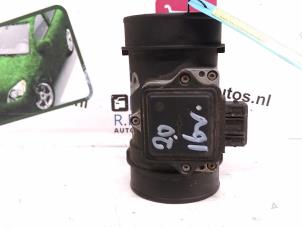 Gebruikte Luchtmassameter Opel Omega B Caravan (21/22/23) 2.0i 16V Prijs € 30,00 Margeregeling aangeboden door Autodemontagebedrijf R. Poeste B.V.