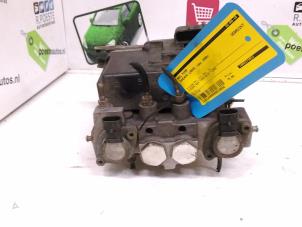 Gebruikte ABS Pomp Daewoo Lanos (TA/TF08/48/86) 1.6 16V Prijs € 75,00 Margeregeling aangeboden door Autodemontagebedrijf R. Poeste B.V.